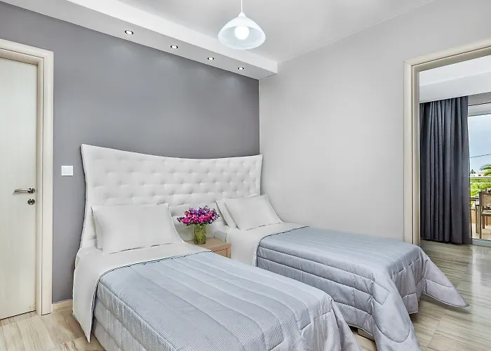 Anna Family Aparthotel 3*