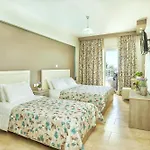 Aparthotel Anna Family
