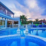 Hotel apartamentowy Anna Family Pefkochori