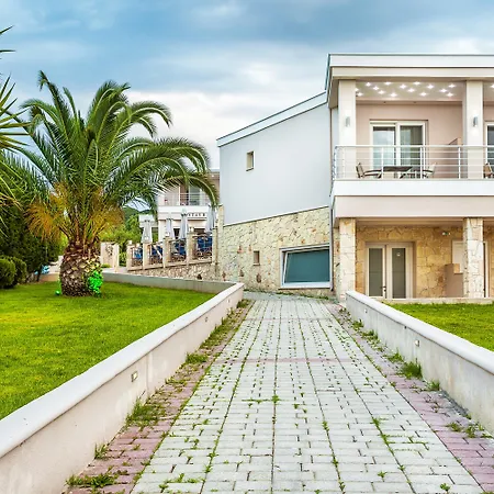 Anna Family Apart Otel Pefkochori
