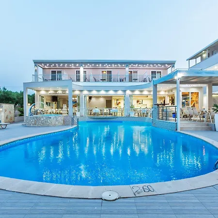 아파트호텔 Anna Family 3*