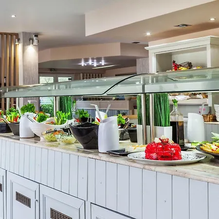 Anna Family 3* 페프코초리